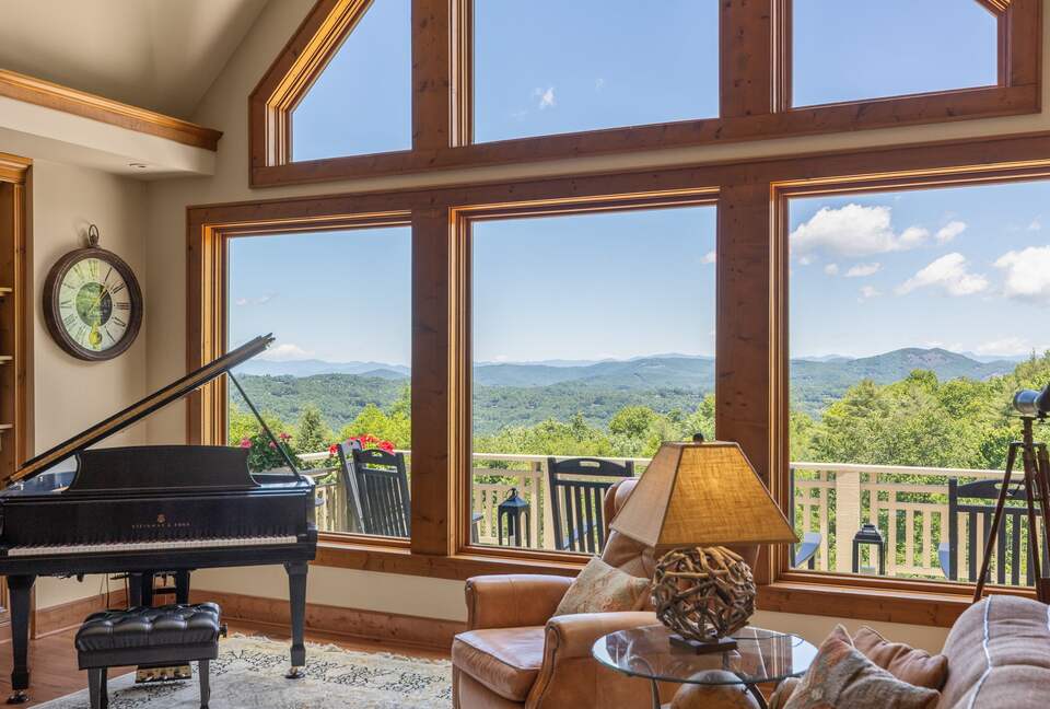 Whiteside Mountain Retreat with Sweeping Valley Views - Highlands, North Carolina