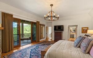 Whiteside Mountain Retreat with Sweeping Valley Views - Highlands, North Carolina