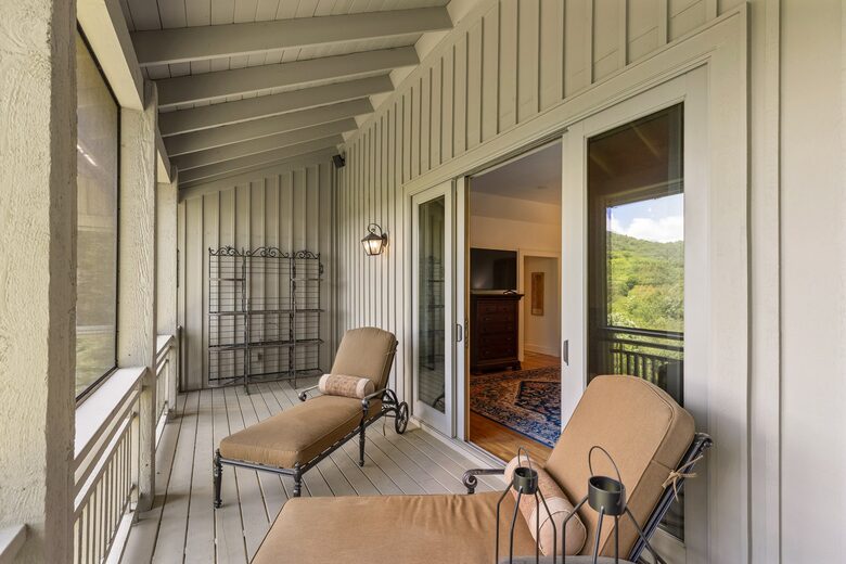 Whiteside Mountain Retreat with Sweeping Valley Views - Highlands, North Carolina