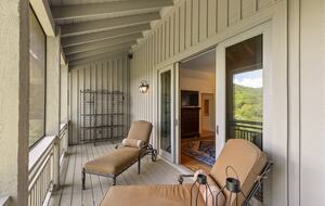 Whiteside Mountain Retreat with Sweeping Valley Views - Highlands, North Carolina