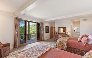 Whiteside Mountain Retreat with Sweeping Valley Views - Highlands, North Carolina