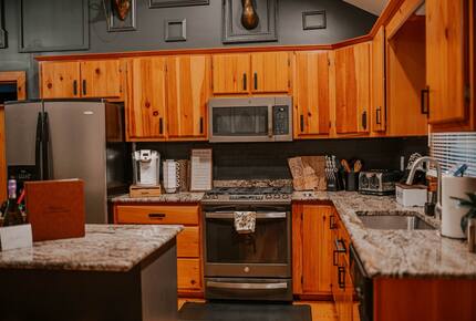 Ellijay Mountain Retreat with Flat Riverfront Backyard - Ellijay, Georgia