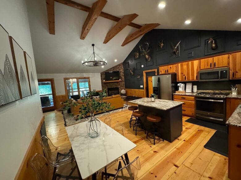 Ellijay Mountain Retreat with Flat Riverfront Backyard - Ellijay, Georgia