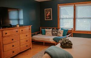 Ellijay Mountain Retreat with Flat Riverfront Backyard - Ellijay, Georgia