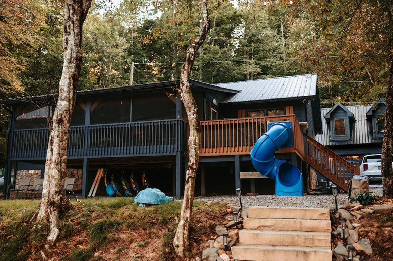 Ellijay Mountain Retreat with Flat Riverfront Backyard - Ellijay, Georgia