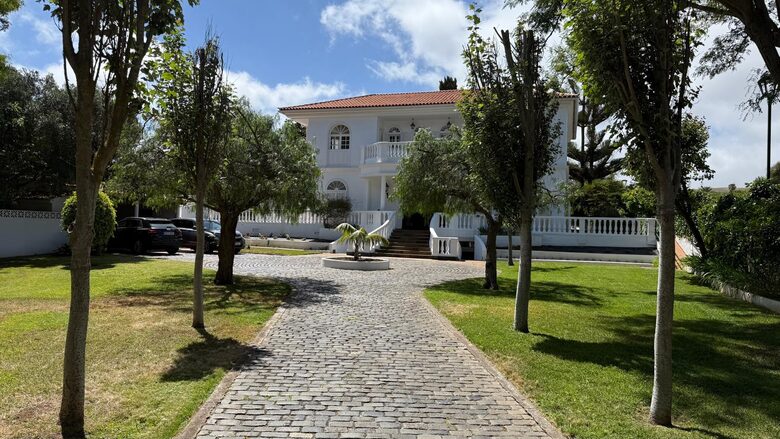 The Colonial Staircase Villa - San Cristóbal de La Laguna, Spain