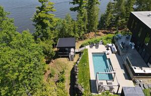 Massawippi Lakefront Estate | Pool, Guesthouses & Waterfront Views - Hatley, Canada