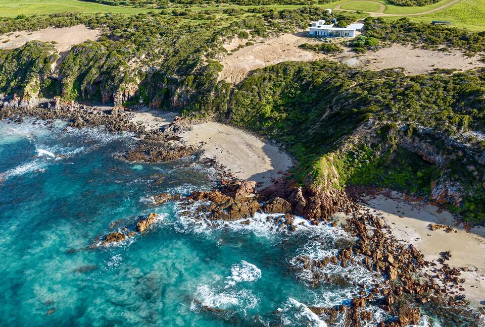 5-Star Luxury and Secluded Beach on Oceanfront Acres - Foul Bay, Australia