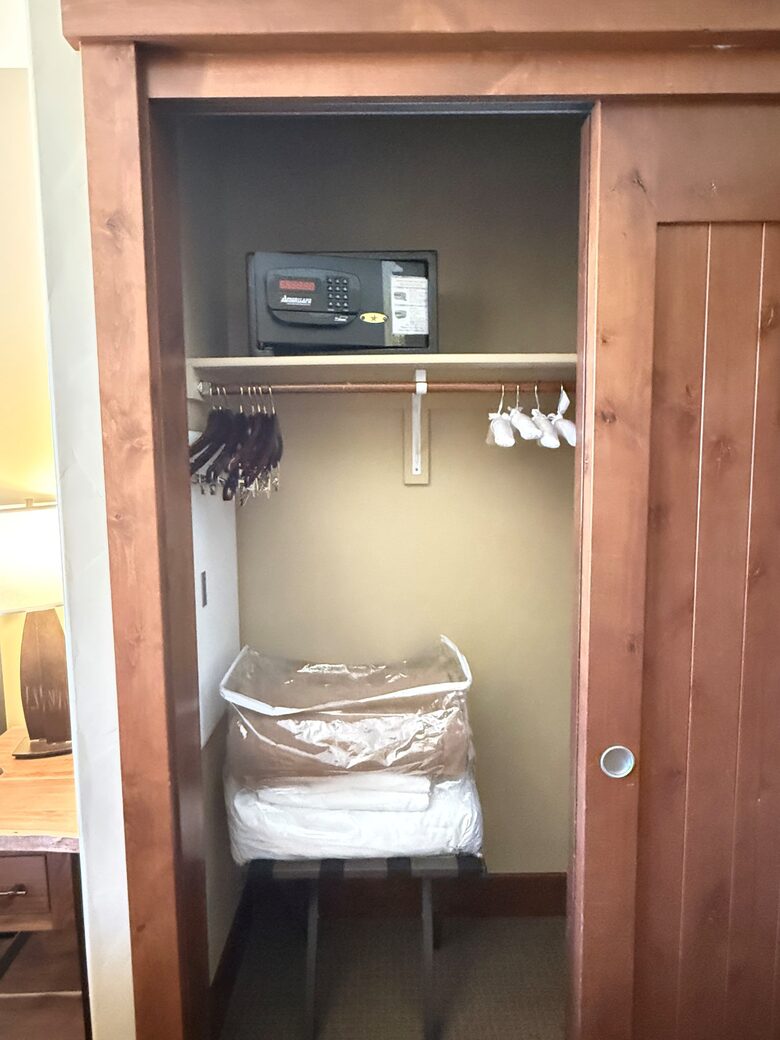 Peak 8 Ski-In/Ski-Out Condo with Resort Amenities - Breckenridge, Colorado