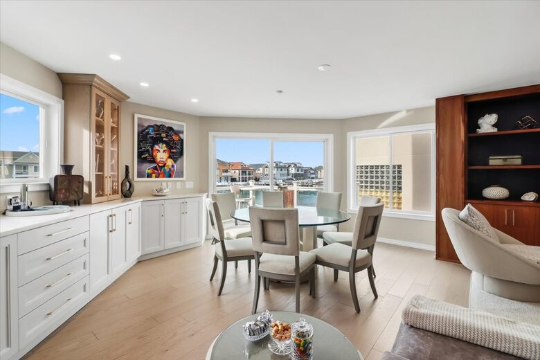 Margate Bayfront Home with Private Dock - Margate City, New Jersey