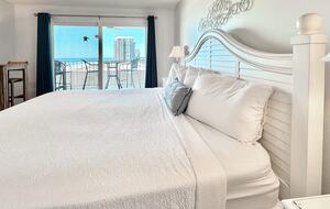 Coastal Getaway with Resort Pools & Sunset Gulf Views - Panama City Beach, Florida