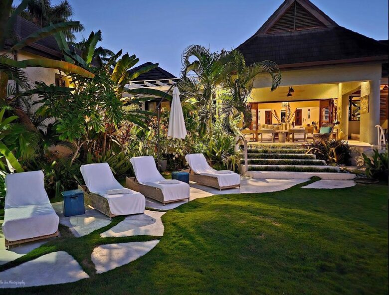 Luxurious Ocean Front Villa - Brown Shuggah (Ocho Rios) - Llandovery Estate, Jamaica