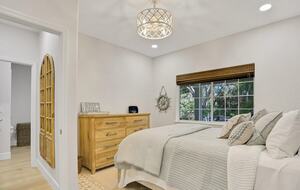 Driftwood Dreams Waterfront Retreat with Pool and Game Room - Palm Harbor, Florida
