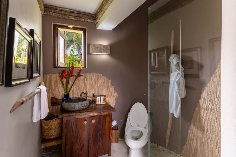 Luxurious Ocean Front Villa - Brown Shuggah (Ocho Rios) - Llandovery Estate, Jamaica