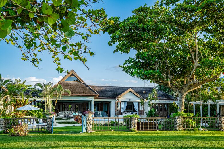 Luxurious Ocean Front Villa - Brown Shuggah (Ocho Rios) - Llandovery Estate, Jamaica