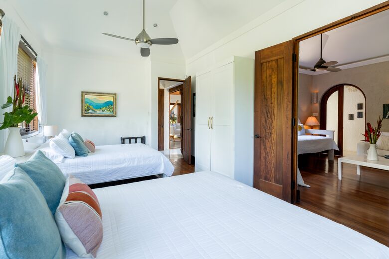 Luxurious Ocean Front Villa - Brown Shuggah (Ocho Rios) - Llandovery Estate, Jamaica