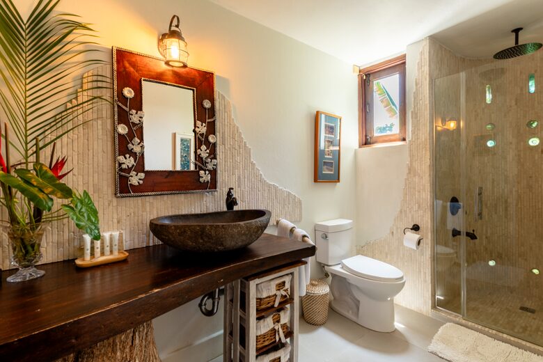 Luxurious Ocean Front Villa - Brown Shuggah (Ocho Rios) - Llandovery Estate, Jamaica