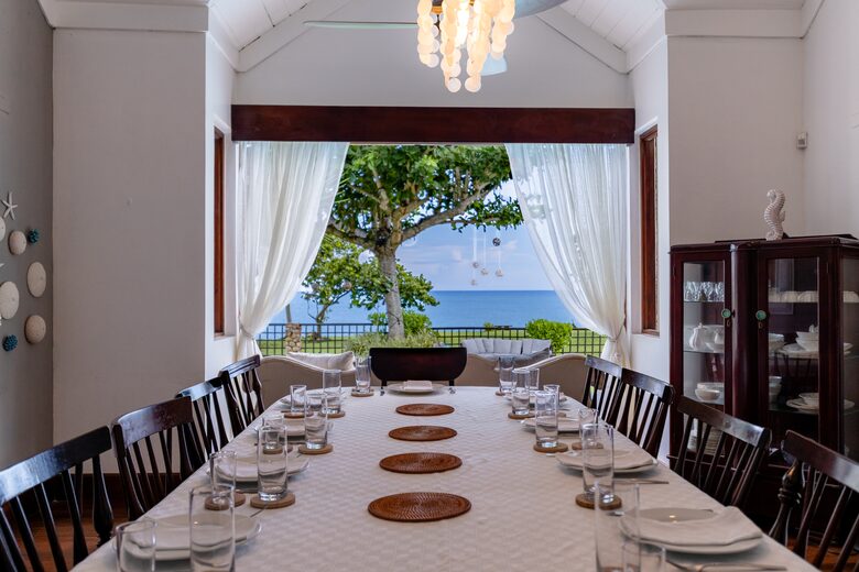 Luxurious Ocean Front Villa - Brown Shuggah (Ocho Rios) - Llandovery Estate, Jamaica