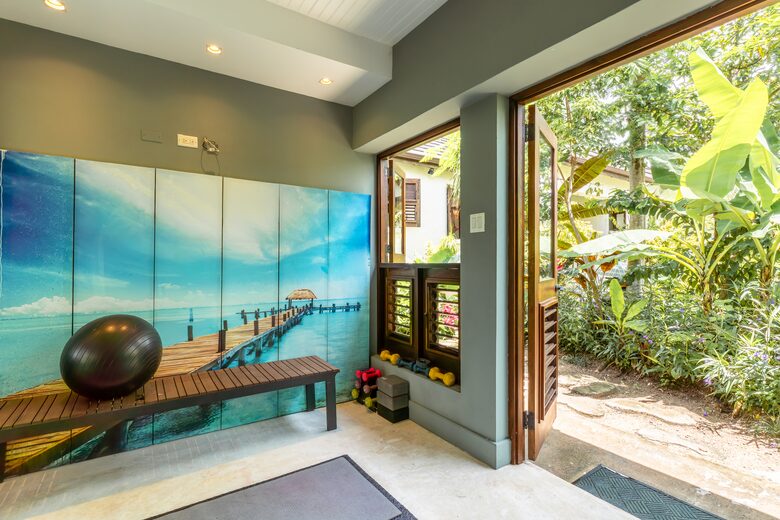 Luxurious Ocean Front Villa - Brown Shuggah (Ocho Rios) - Llandovery Estate, Jamaica