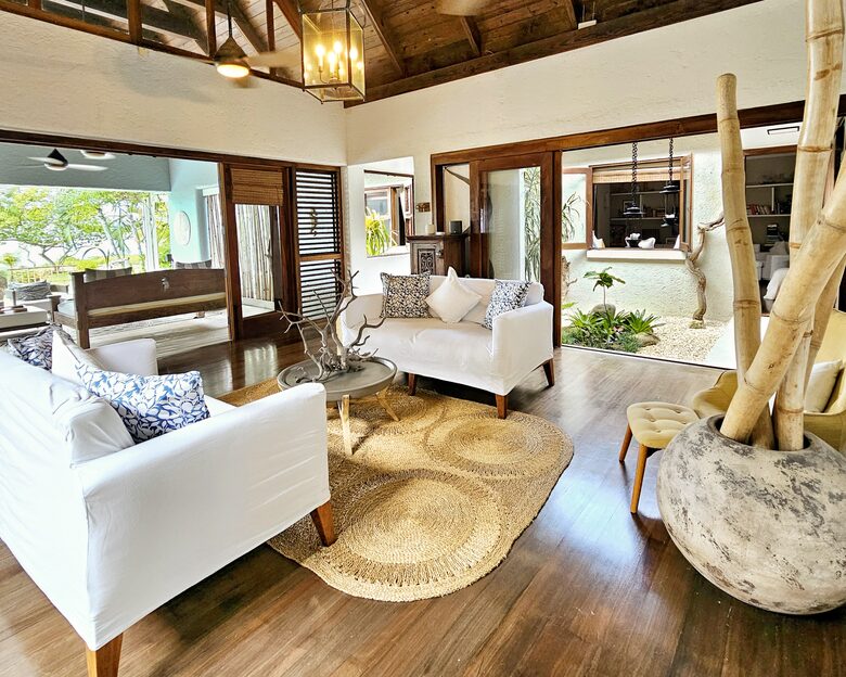 Luxurious Ocean Front Villa - Brown Shuggah (Ocho Rios) - Llandovery Estate, Jamaica