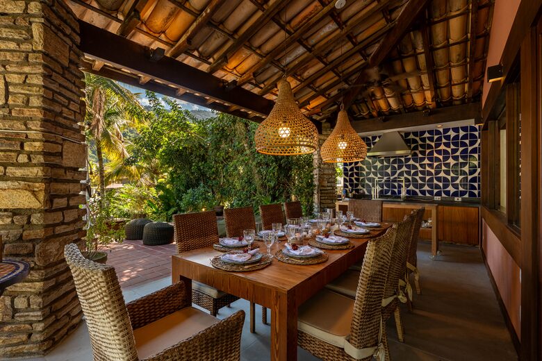 A Grand Waterfront Estate on Angra’s Enchanting Costa Verde - Angra dos Reis, Brazil