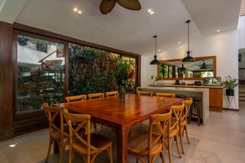 A Grand Waterfront Estate on Angra’s Enchanting Costa Verde - Angra dos Reis, Brazil