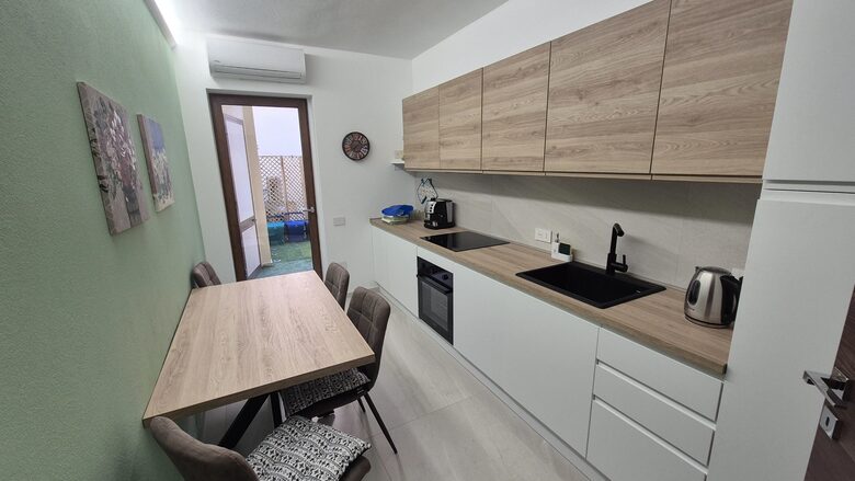Bright Selargius Apartment near Cagliari - Selargius, Italy