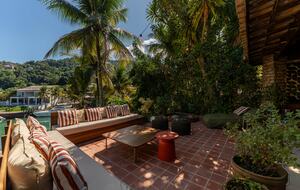 A Grand Waterfront Estate on Angra’s Enchanting Costa Verde - Angra dos Reis, Brazil