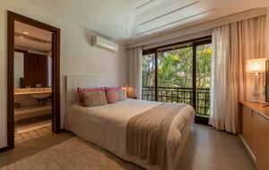 A Grand Waterfront Estate on Angra’s Enchanting Costa Verde - Angra dos Reis, Brazil