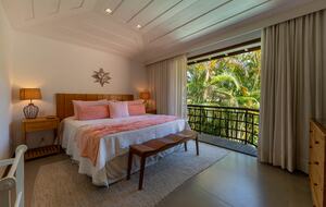 A Grand Waterfront Estate on Angra’s Enchanting Costa Verde - Angra dos Reis, Brazil