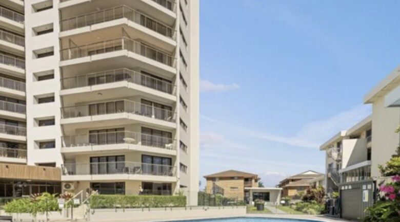 Burleigh Beachfront Apartment with Headland Views - Gold Coast, Australia