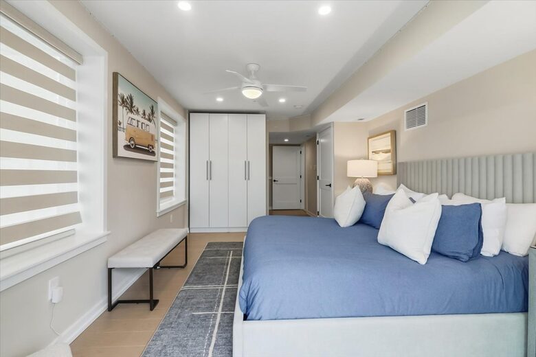 Margate Bayfront Home with Private Dock - Margate City, New Jersey