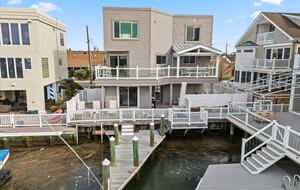 Margate Bayfront Home with Private Dock - Margate City, New Jersey