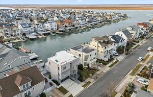 Margate Bayfront Home with Private Dock - Margate City, New Jersey