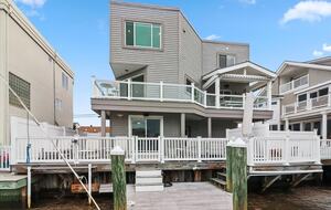 Margate Bayfront Home with Private Dock - Margate City, New Jersey