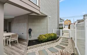 Margate Bayfront Home with Private Dock - Margate City, New Jersey