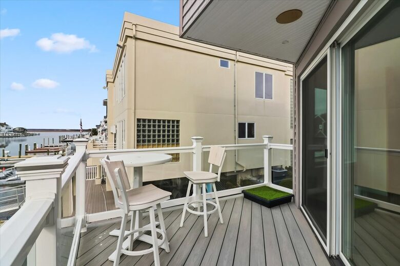 Margate Bayfront Home with Private Dock - Margate City, New Jersey