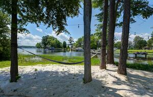 Lake Murray Retreat with Pool and Hot Tub - Irmo, South Carolina