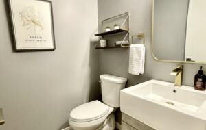 Modern Downtown Boulder Condo Near Pearl Street - Boulder, Colorado