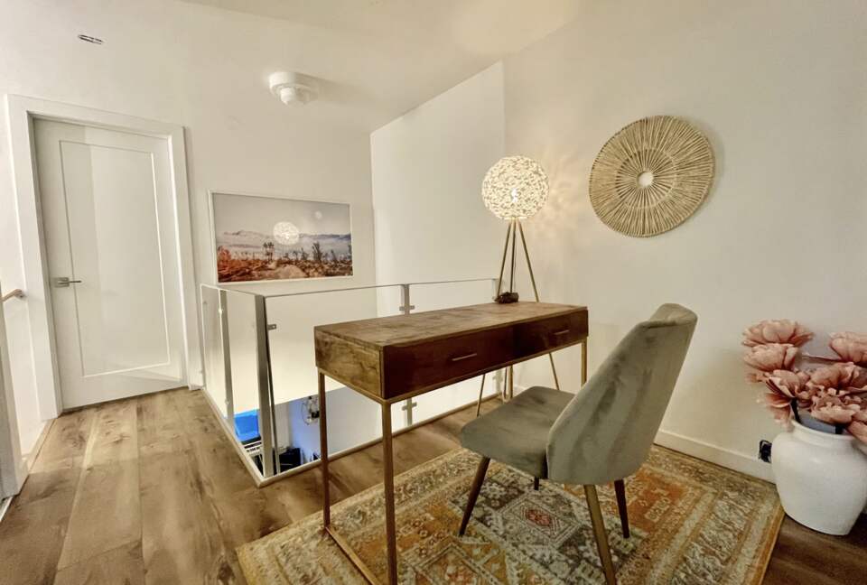 Modern Downtown Boulder Condo Near Pearl Street - Boulder, Colorado