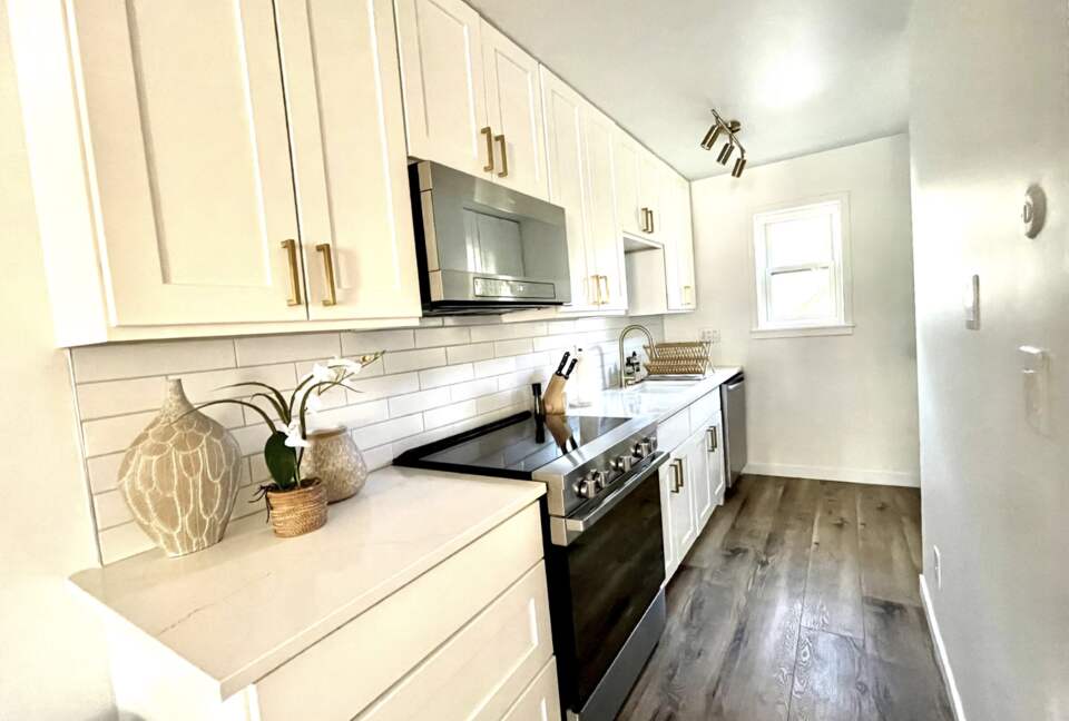 Modern Downtown Boulder Condo Near Pearl Street - Boulder, Colorado