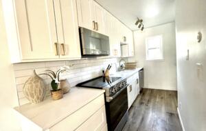 Modern Downtown Boulder Condo Near Pearl Street - Boulder, Colorado