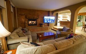 Brian Head Mountain Home with Private Spa Amenities - Brian Head, Utah
