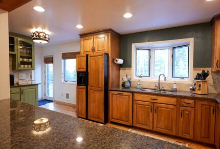 Brian Head Mountain Home with Private Spa Amenities - Brian Head, Utah
