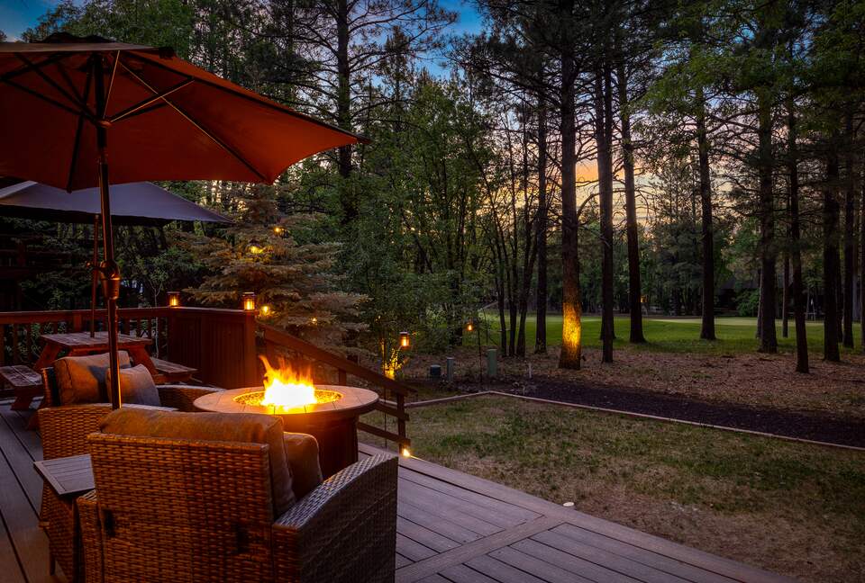 Pinetop Lakes Golf Chalet with Firepit Deck - Pinetop, Arizona