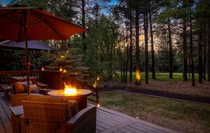 Pinetop Lakes Golf Chalet with Firepit Deck - Pinetop, Arizona
