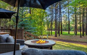 Chalet de golf en Pinetop Lakes con terraza con hoguera - Pinetop, Arizona