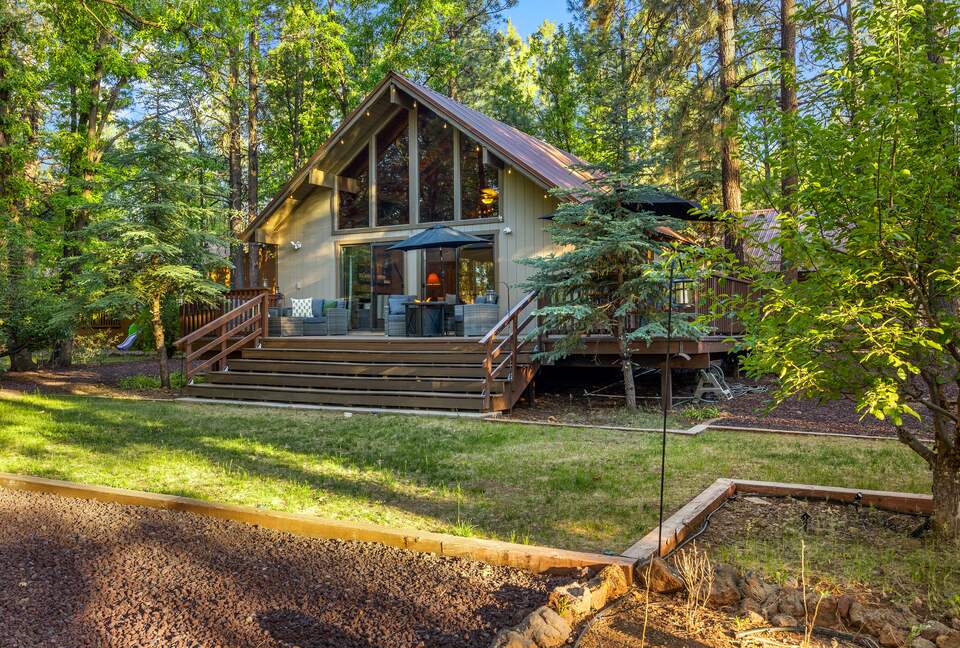 Pinetop Lakes Golf Chalet with Firepit Deck - Pinetop, Arizona