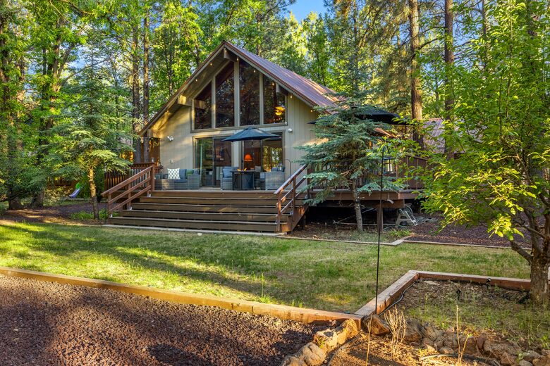 Pinetop Lakes Golf Chalet with Firepit Deck - Pinetop, Arizona