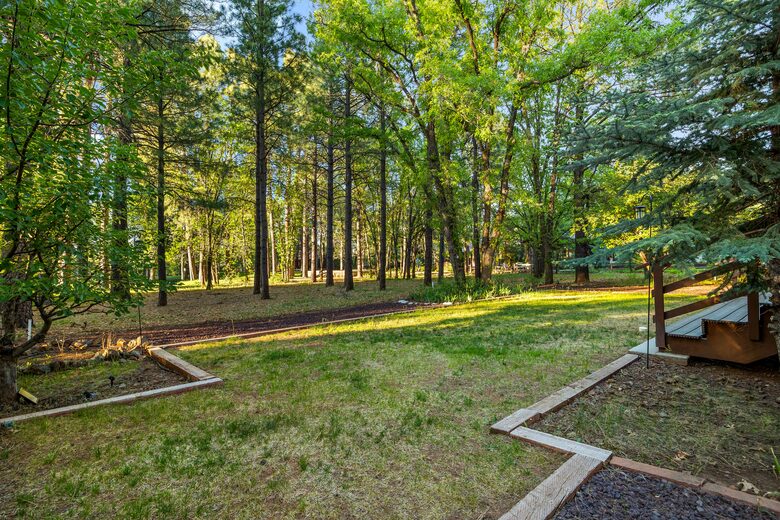 Pinetop Lakes Golf Chalet with Firepit Deck - Pinetop, Arizona